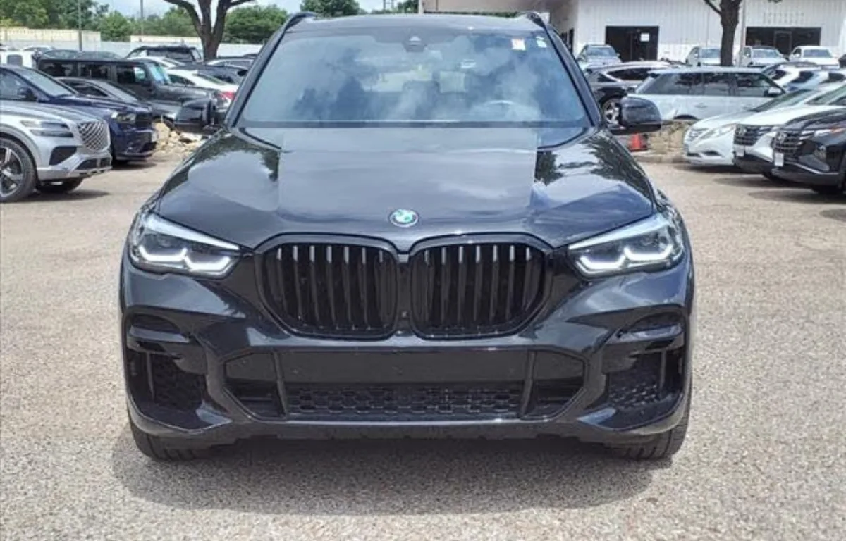 BMW X5 — photo 2 of 9