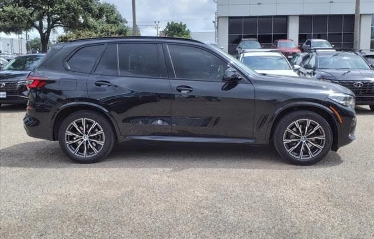 BMW X5 — photo 3 of 9