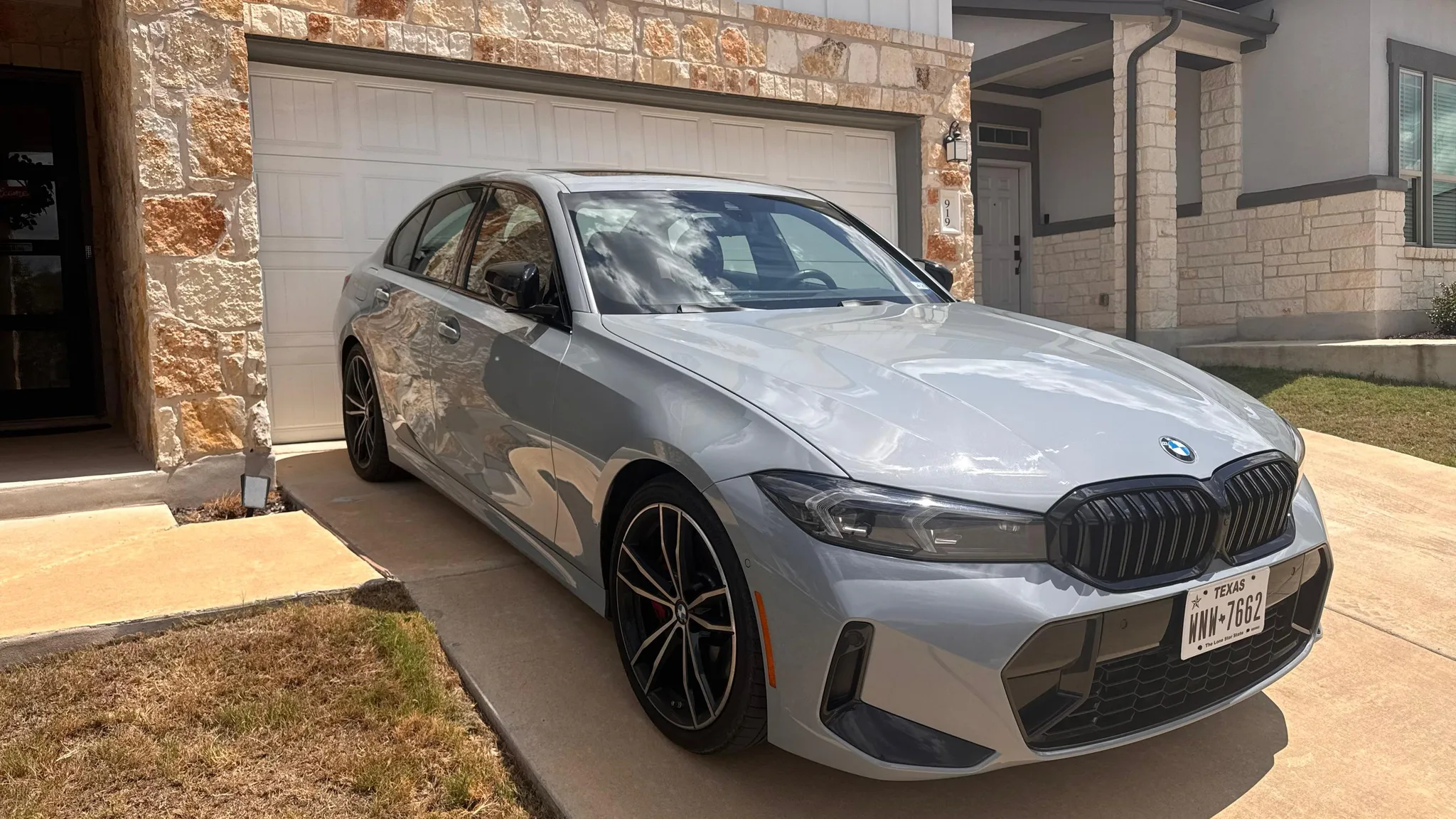 BMW 3 Series — photo 2 of 8