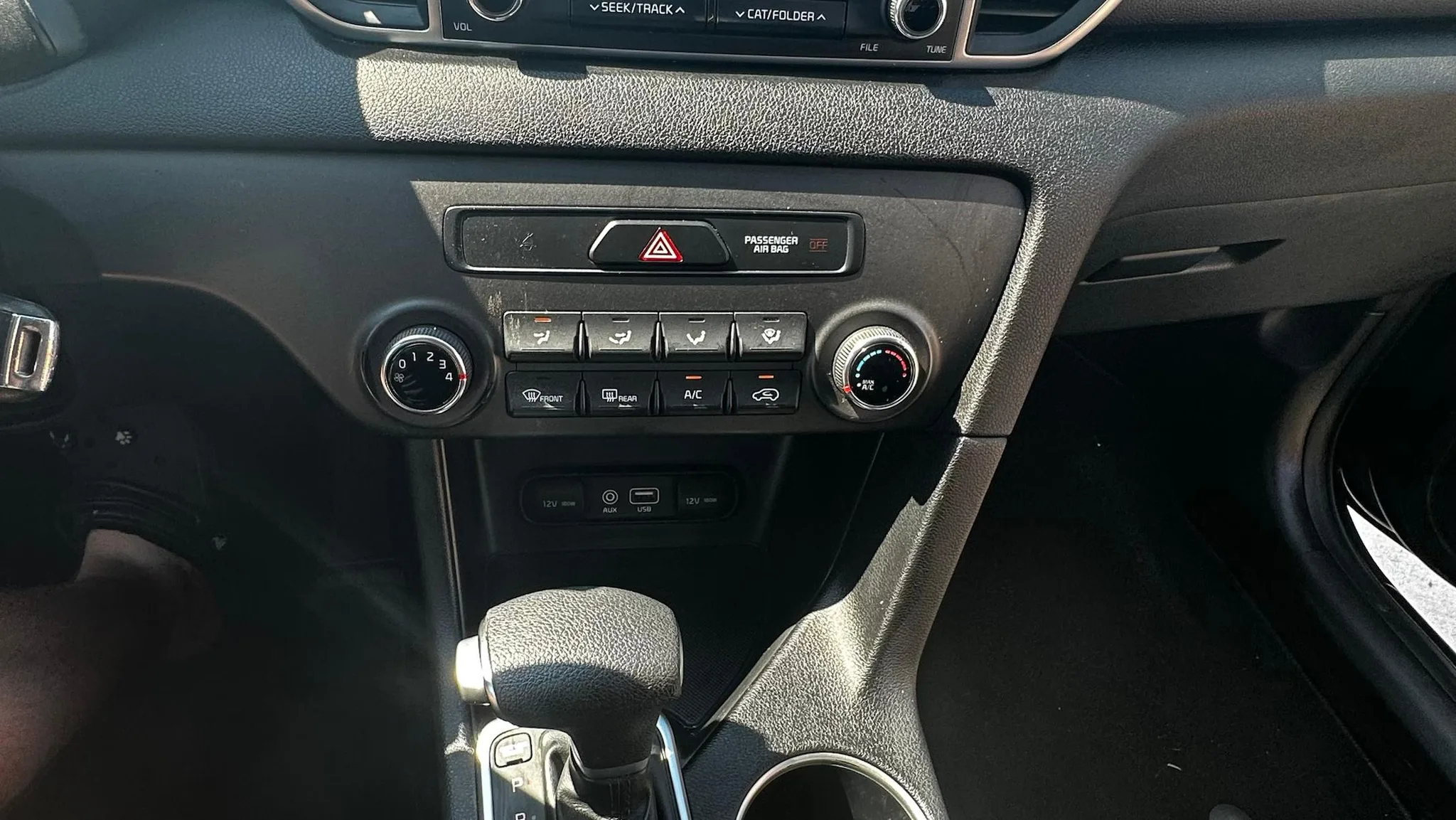 Kia Sportage — photo 9 of 18