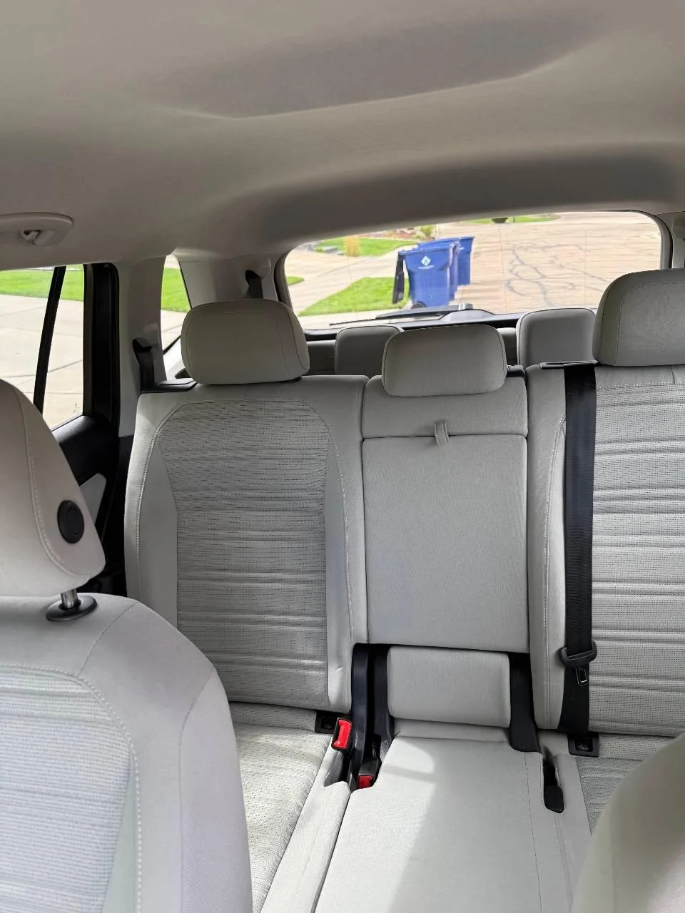 Volkswagen Tiguan — photo 3 of 15