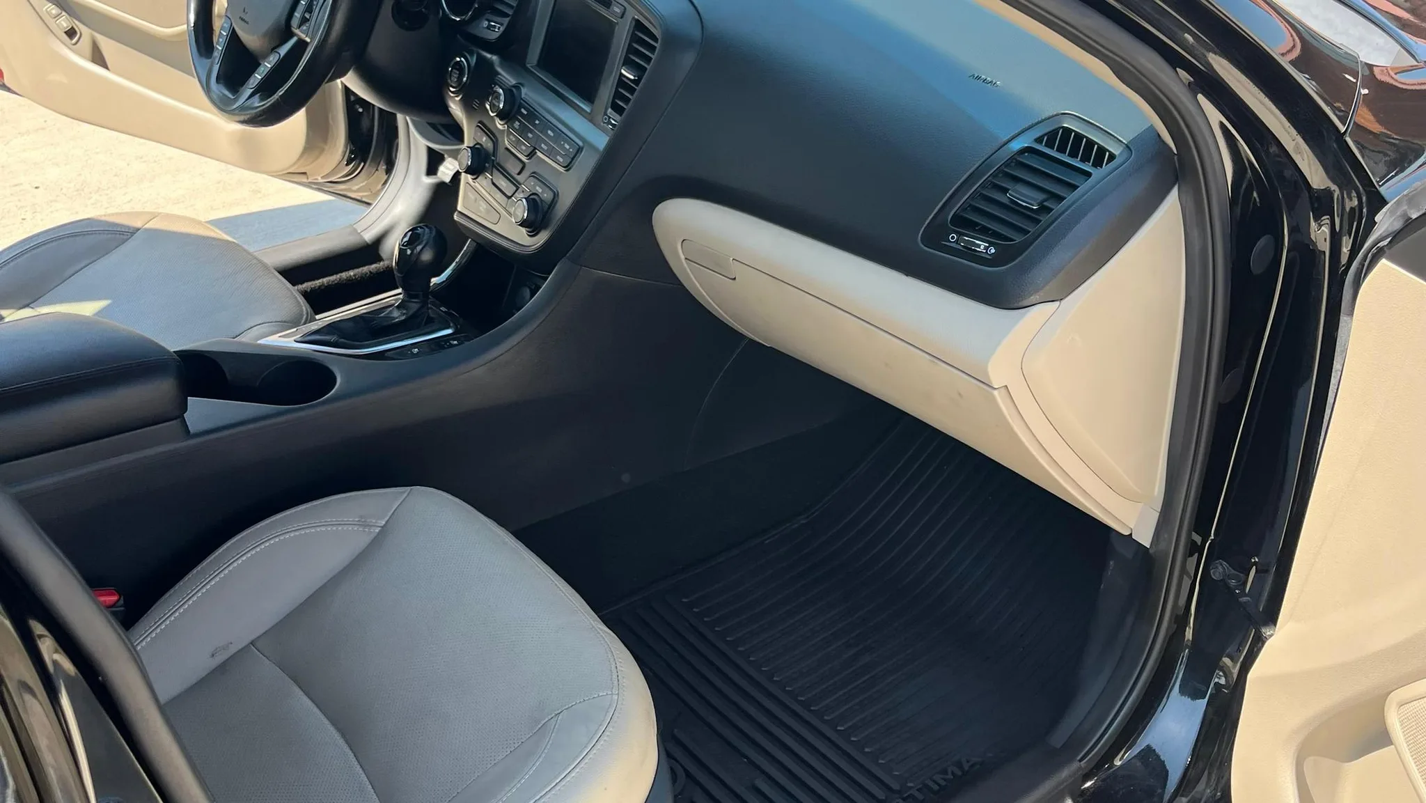 Kia Optima — photo 12 of 13