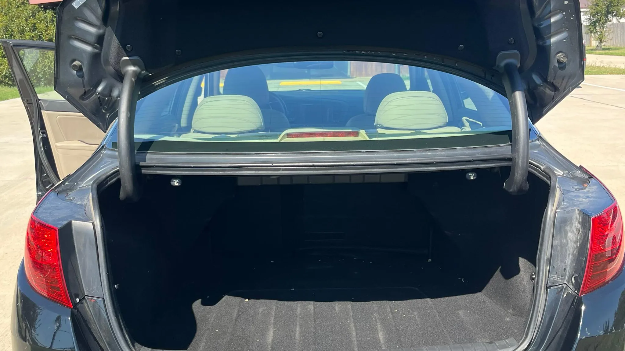 Kia Optima — photo 10 of 13