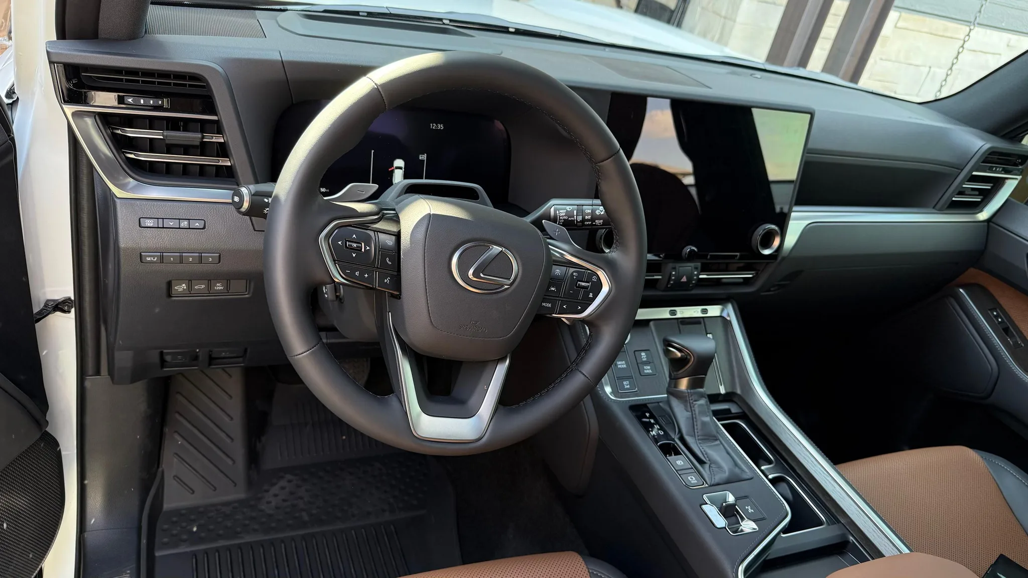Lexus GX — photo 7 of 9