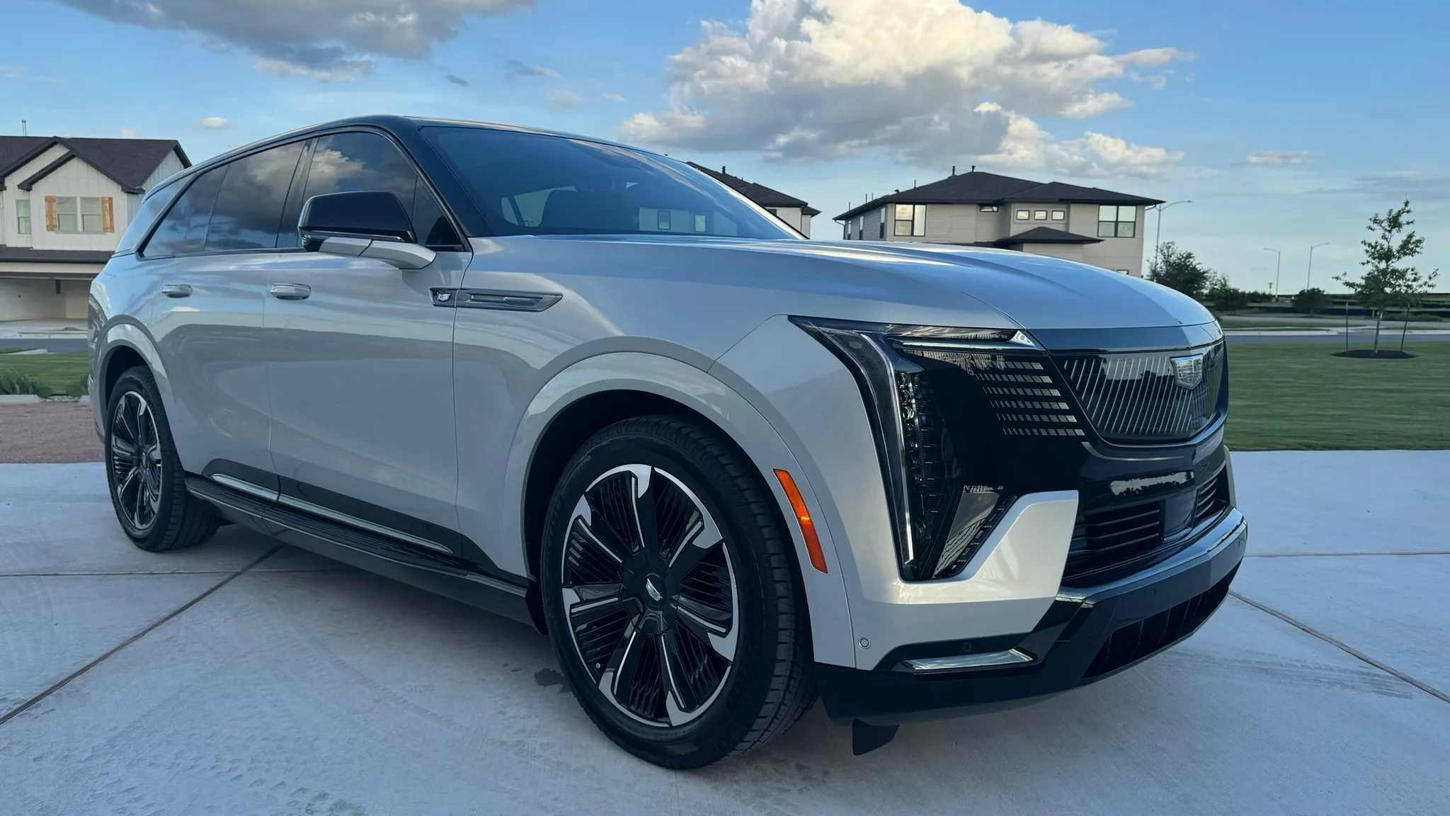 Cadillac Escalade IQ — photo 3 of 14