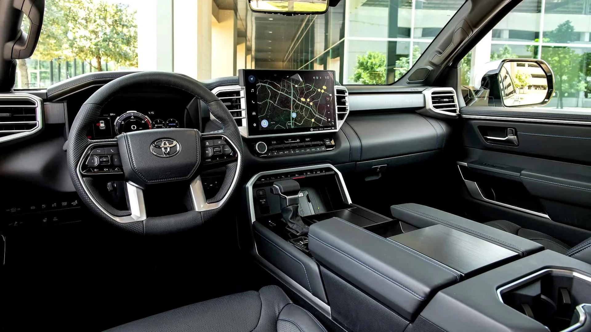 Toyota Sequoia — photo 3 of 7