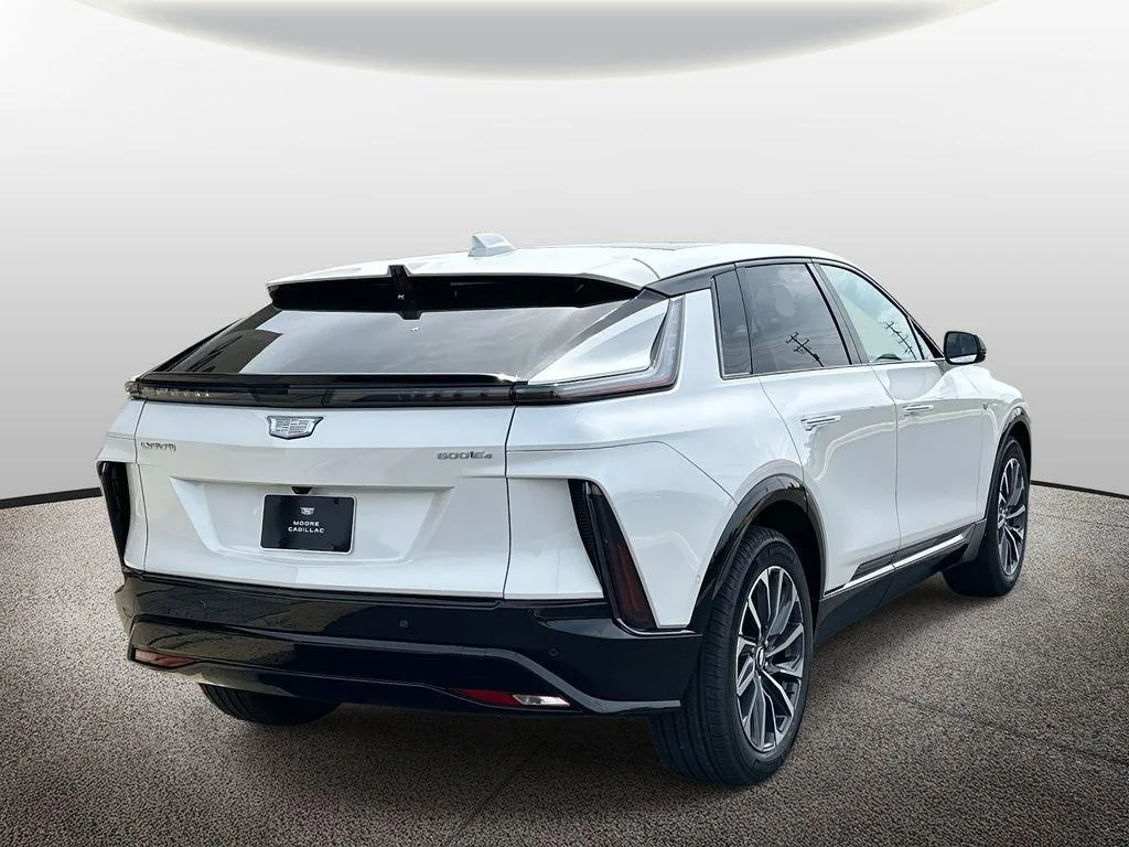 Cadillac LYRIQ — photo 6 of 6