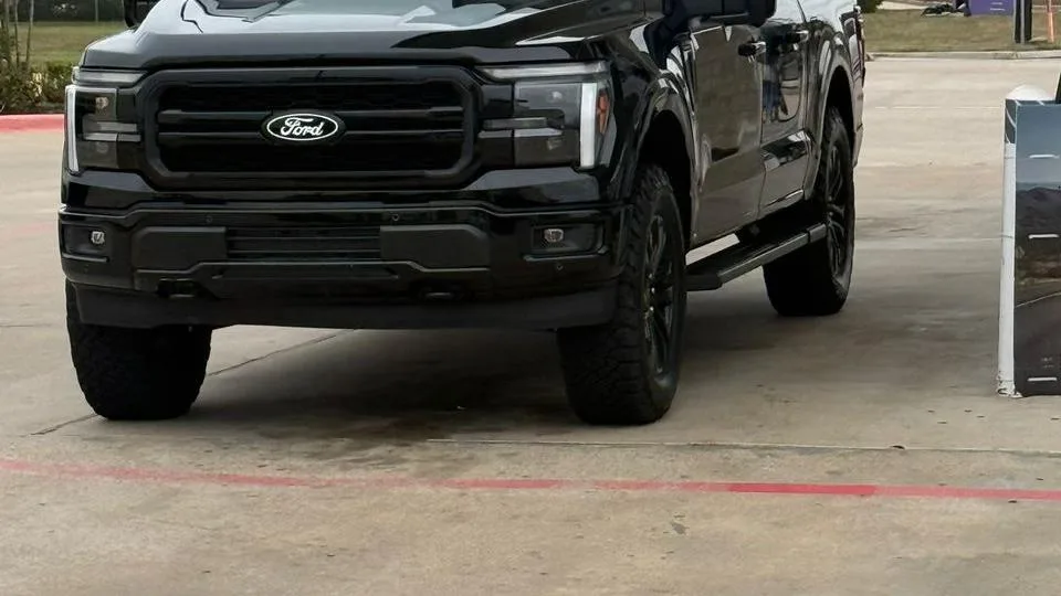 Ford F-150 — photo 3 of 3