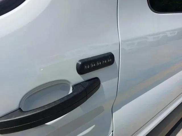 Ford Transit — photo 6 of 9