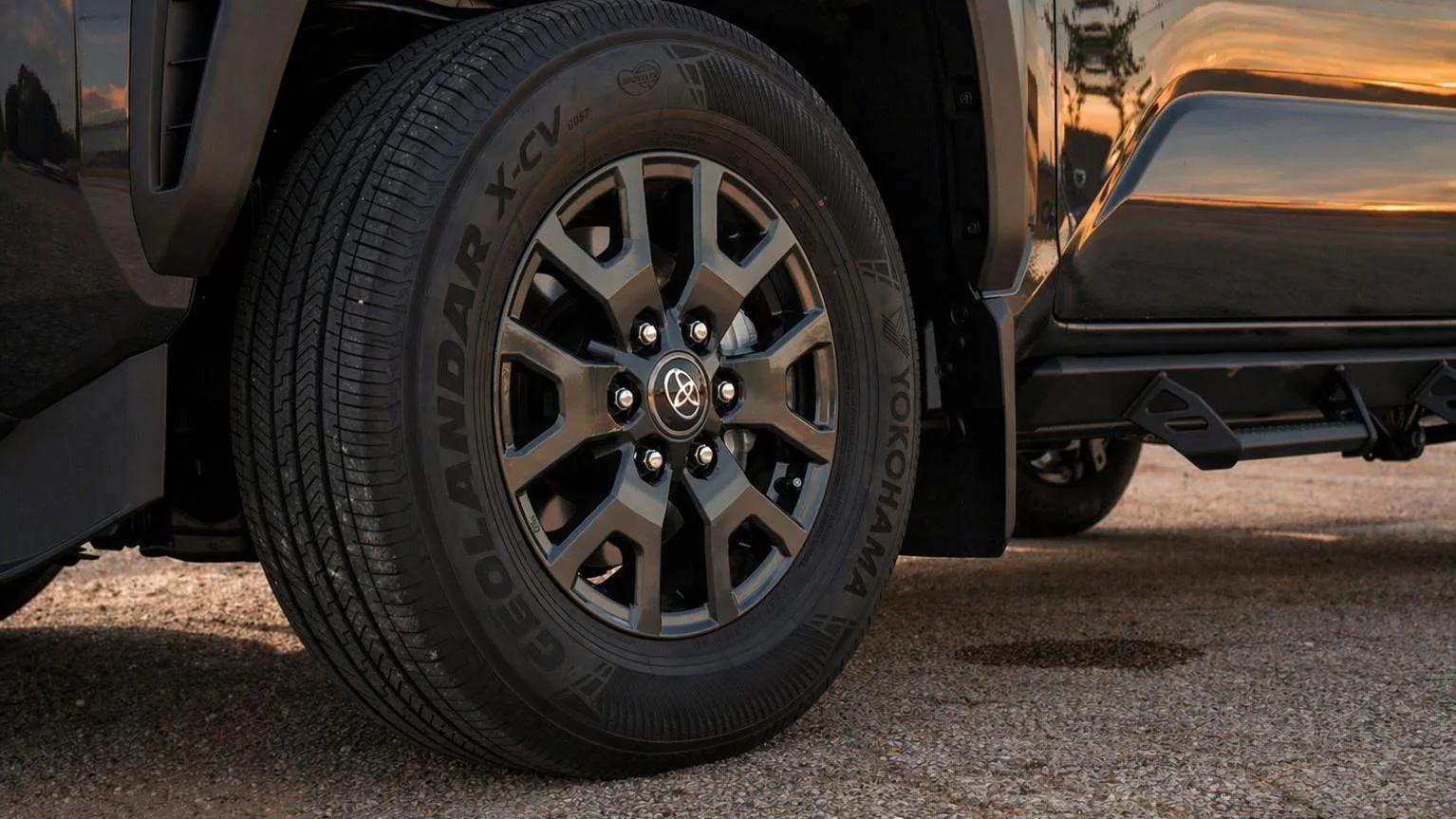 Toyota 4Runner — photo 4 of 4