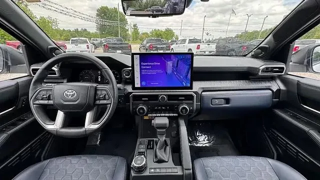 Toyota 4Runner — photo 12 of 12