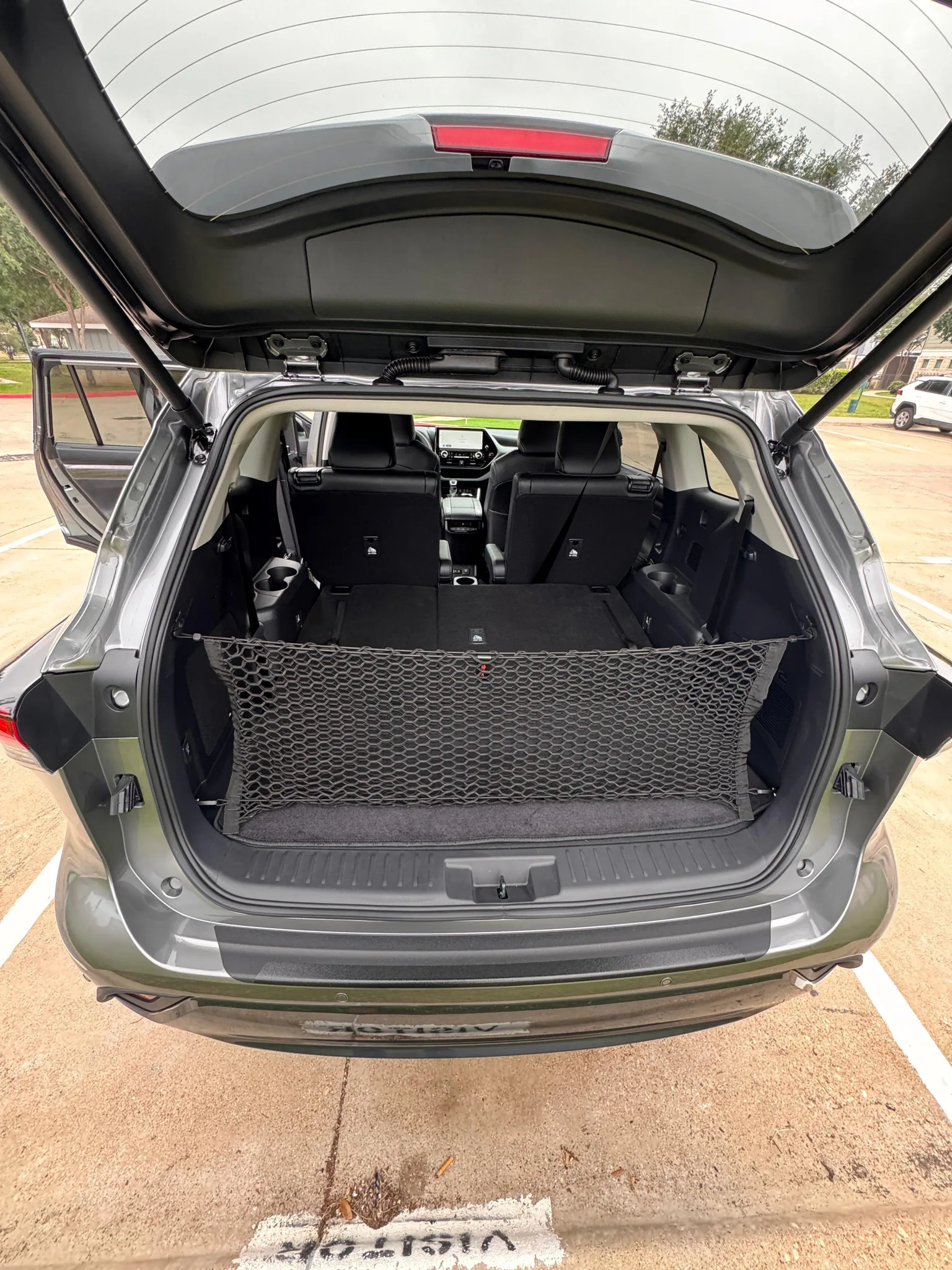 Toyota Highlander Hybrid — photo 5 of 7