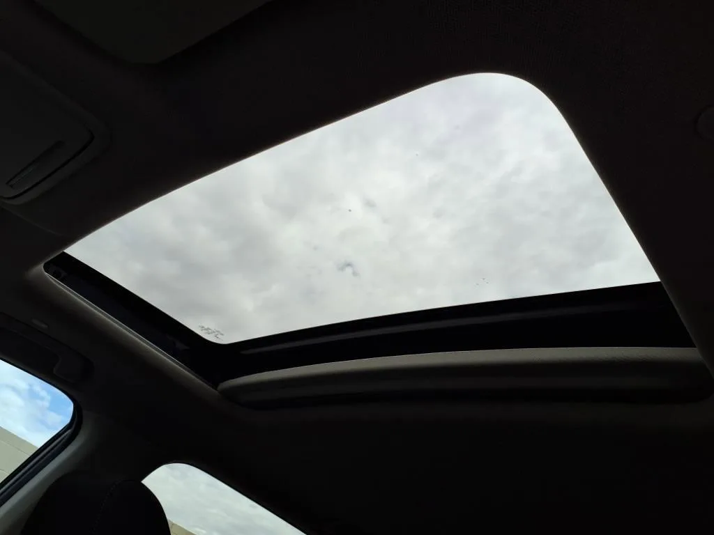 Honda CR-V — photo 3 of 5