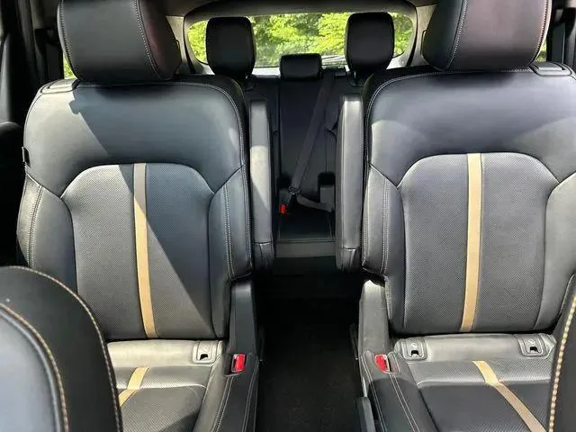Mazda CX-90 — photo 3 of 7