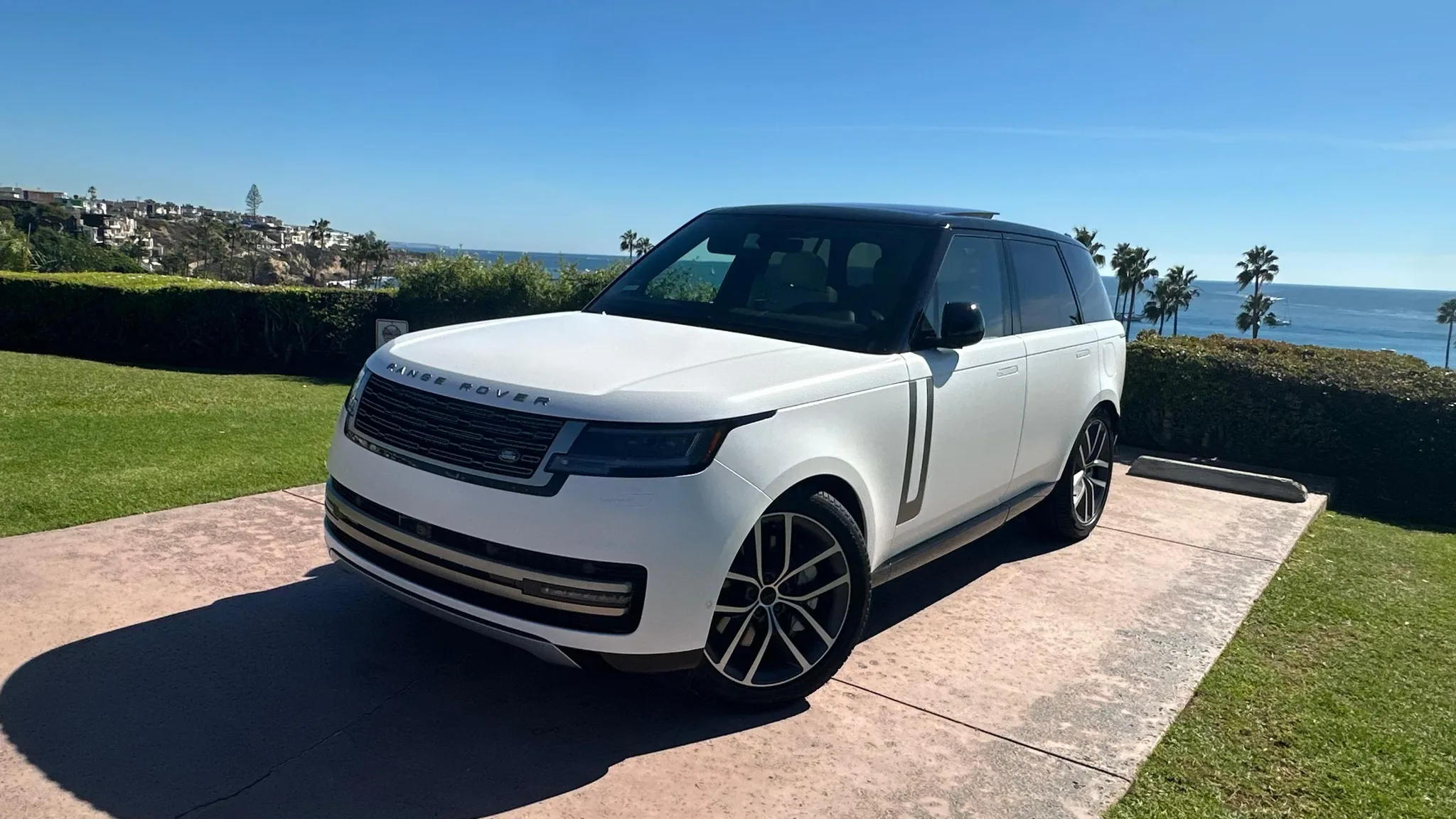 Land Rover Range Rover — photo 8 of 20