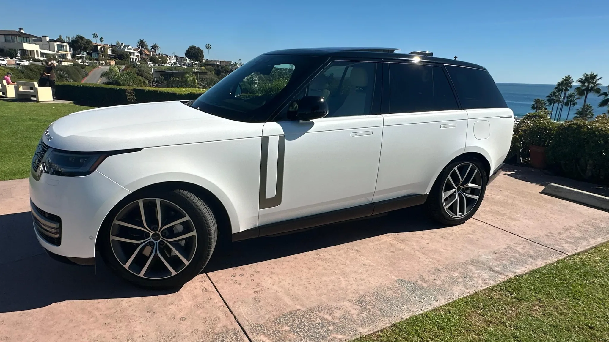 Land Rover Range Rover — photo 13 of 20