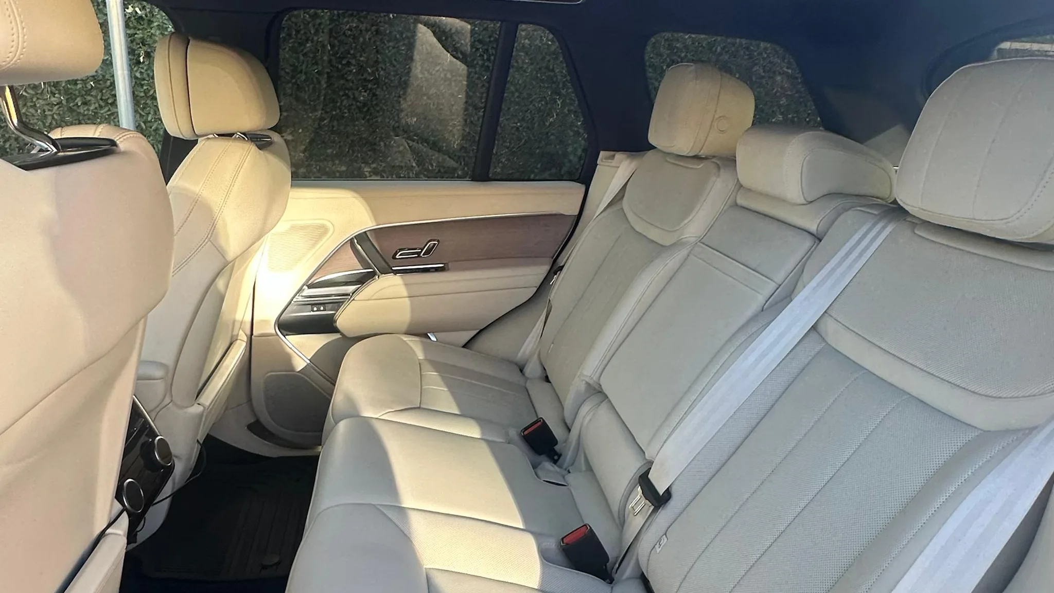 Land Rover Range Rover — photo 6 of 20
