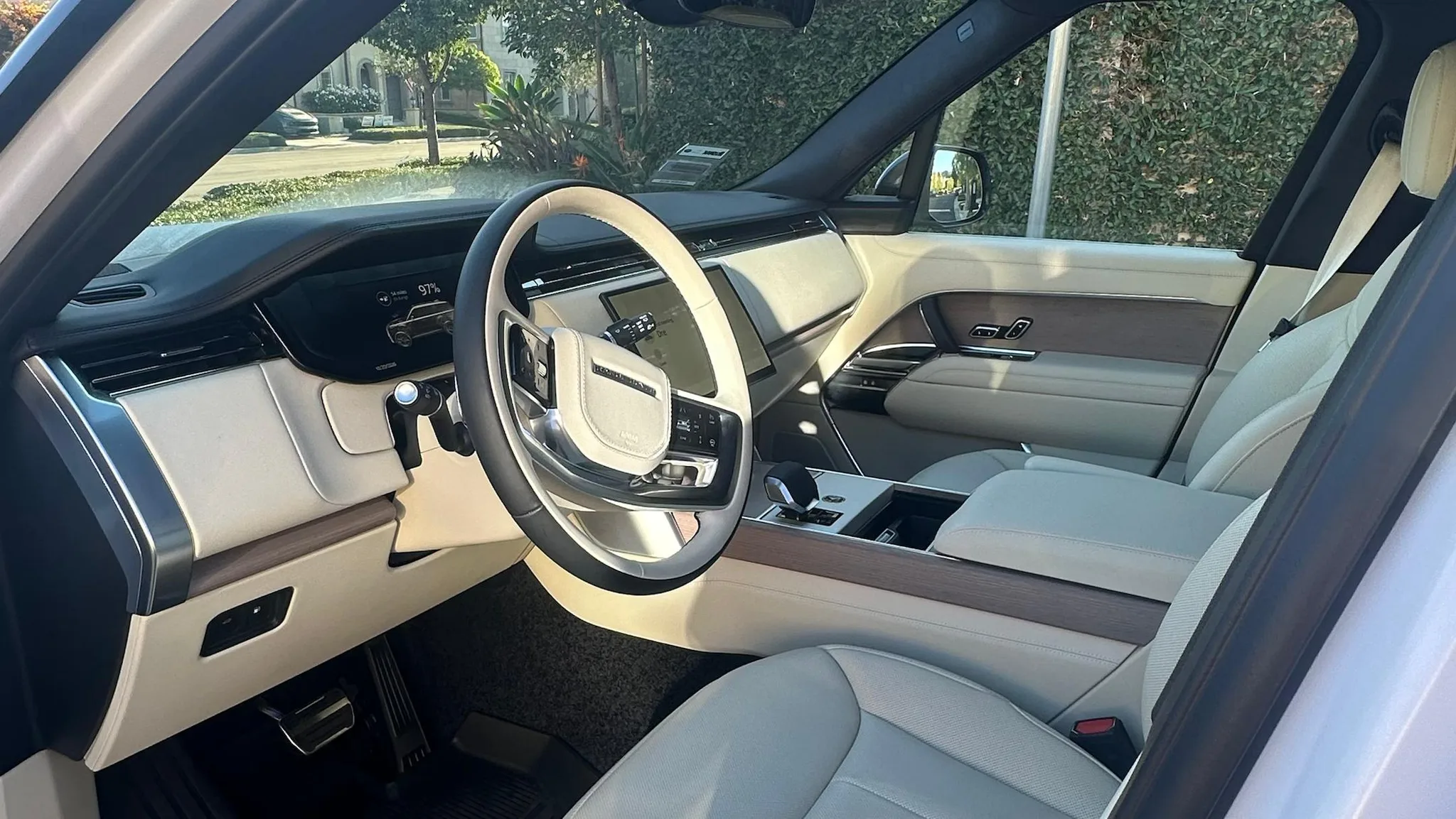 Land Rover Range Rover — photo 4 of 20
