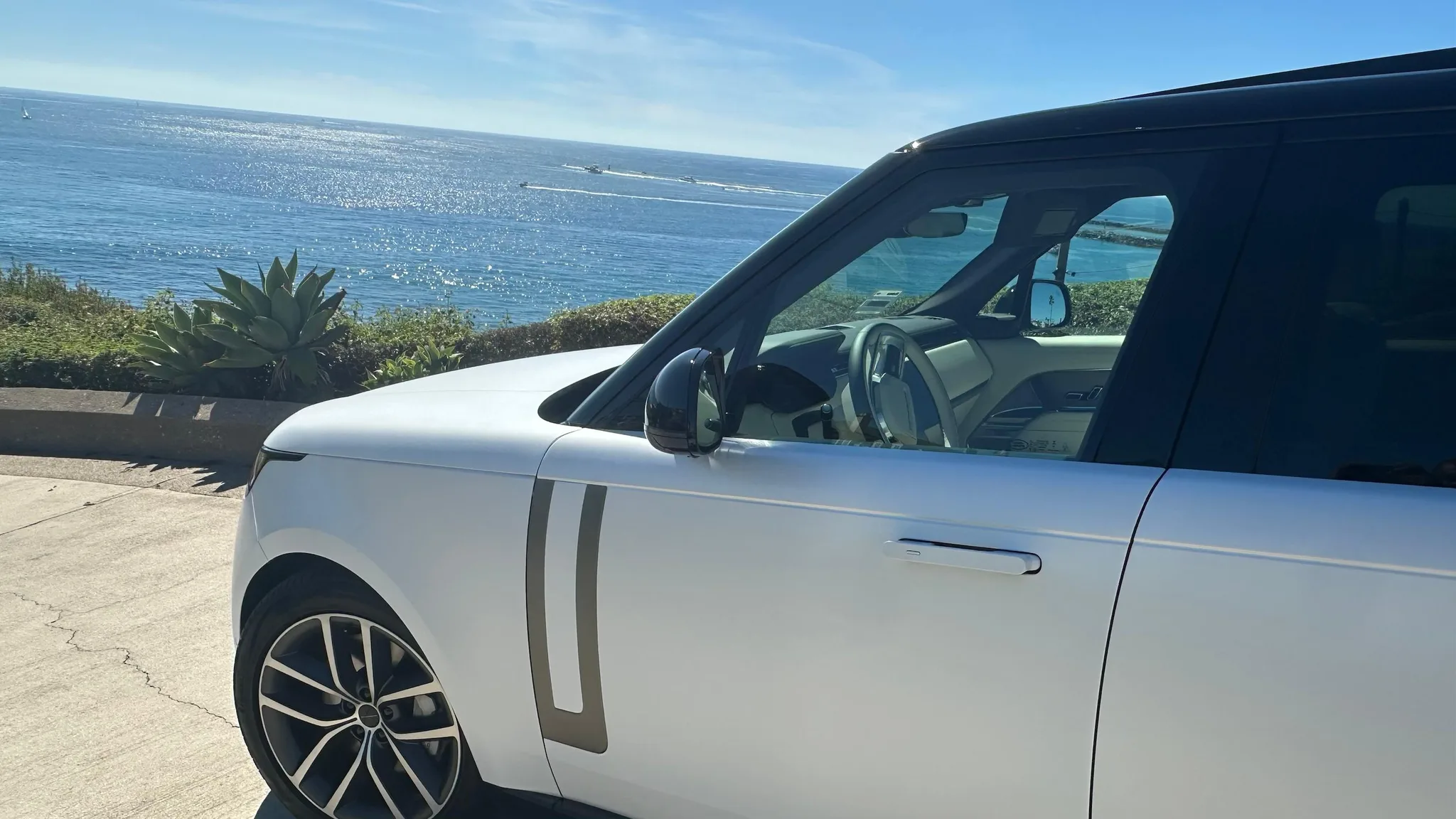 Land Rover Range Rover — photo 20 of 20